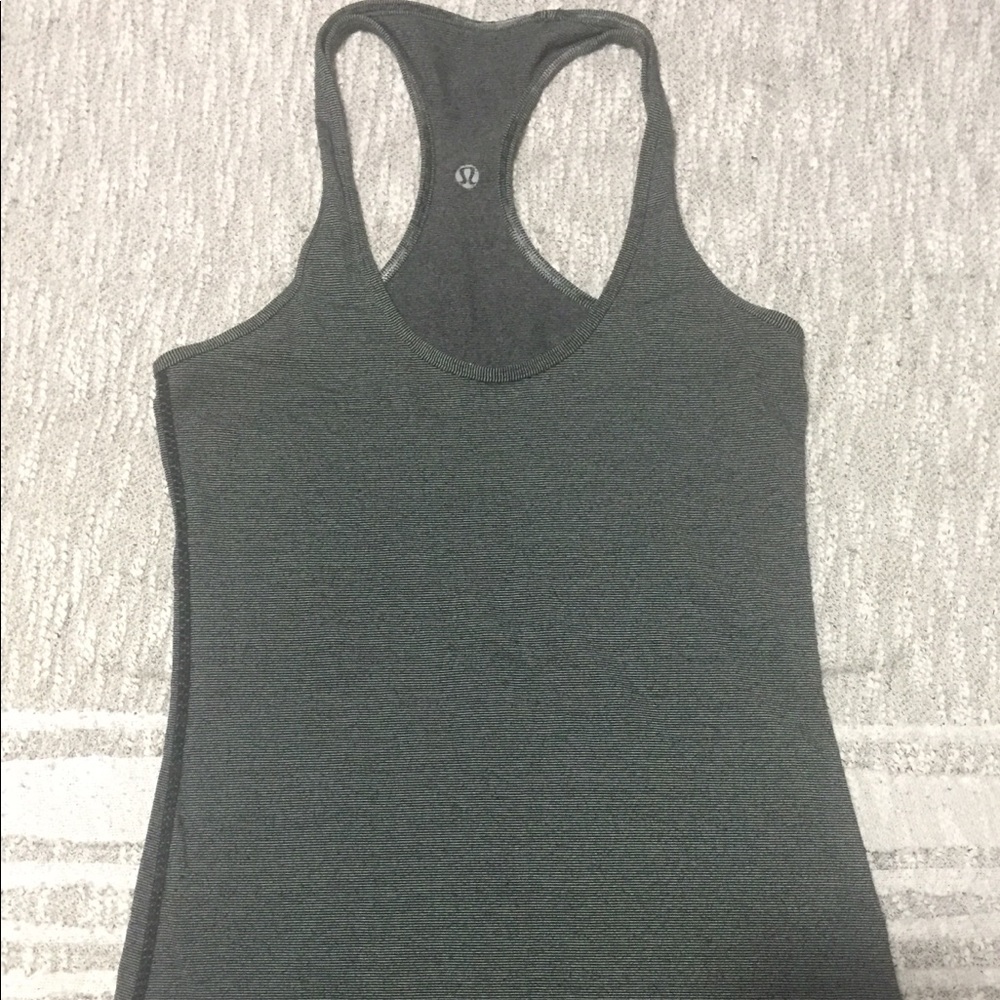 Lululemon tank